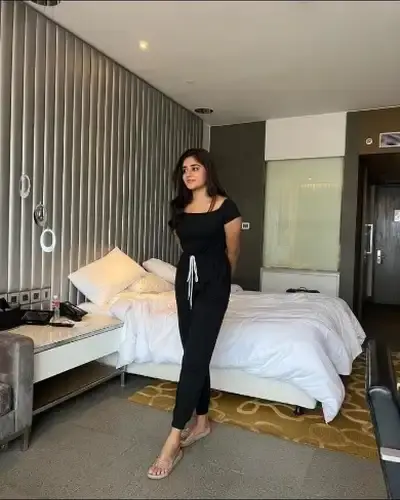 Call Girls Service in Maldah